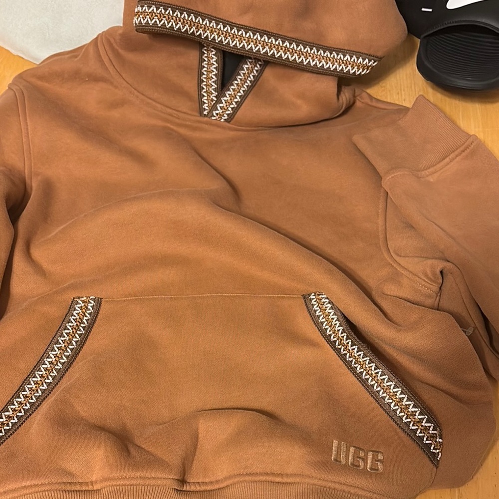 Ugg Tasman sweater